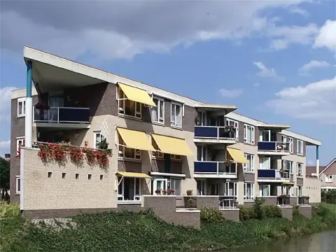 Appartement Meidoornlaan 57, Tegelen - À Louer