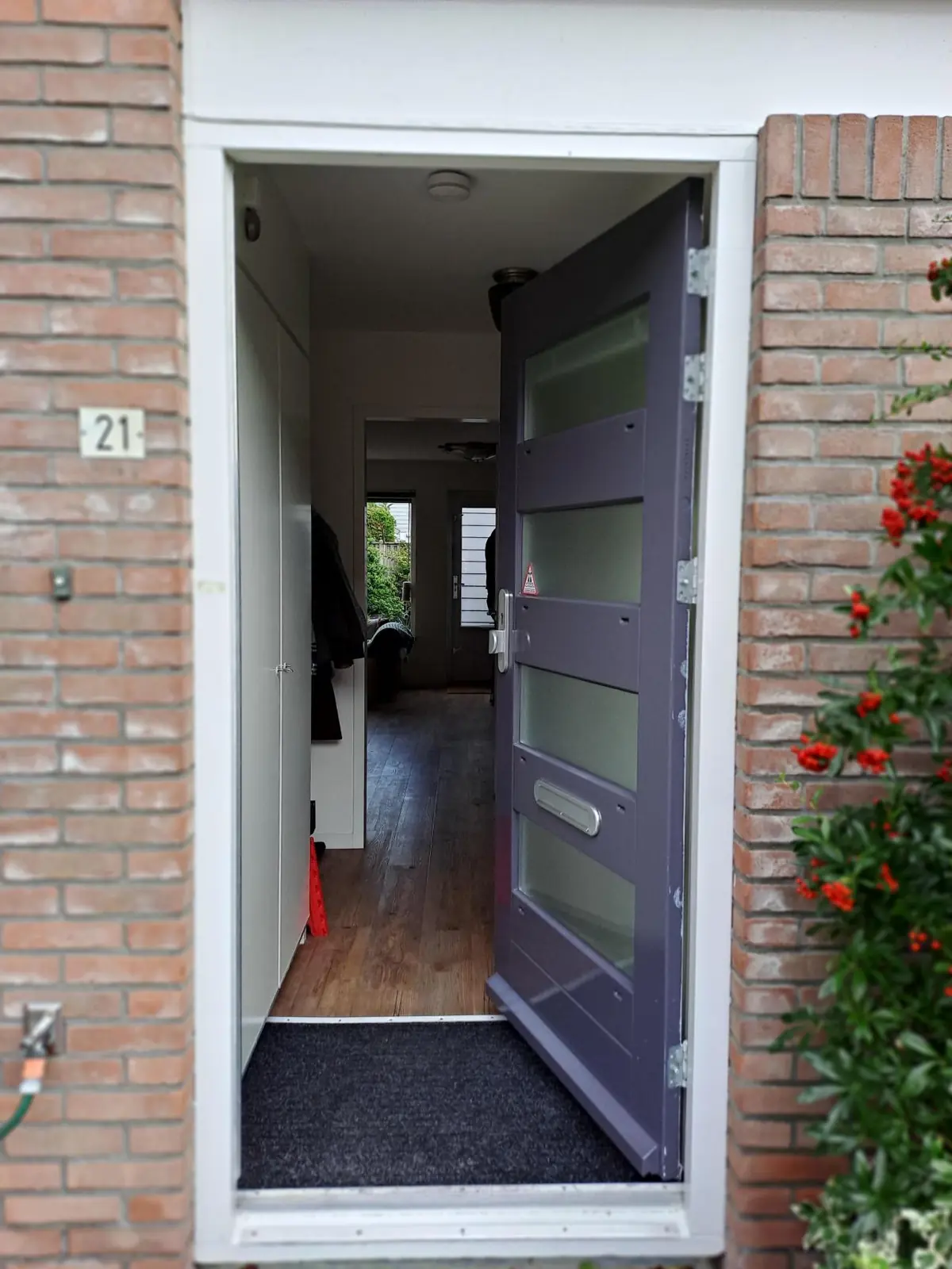 Single-Family House Schoofstraat 21, Purmerend - For Rent