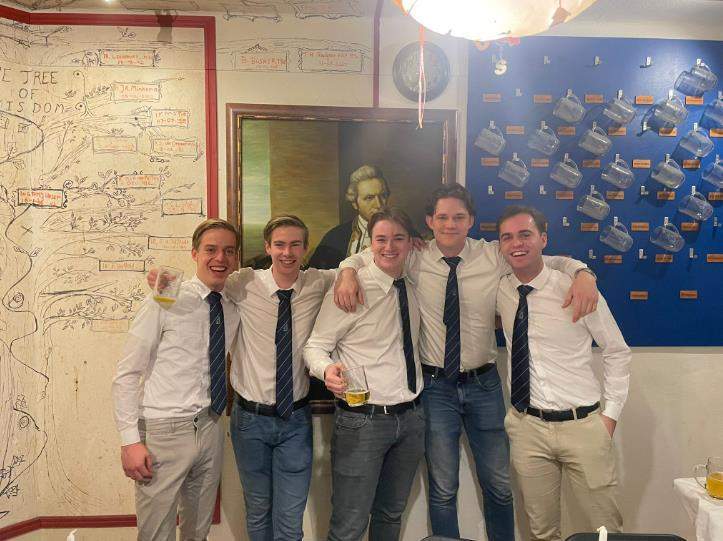 Afbeelding 2 van 7