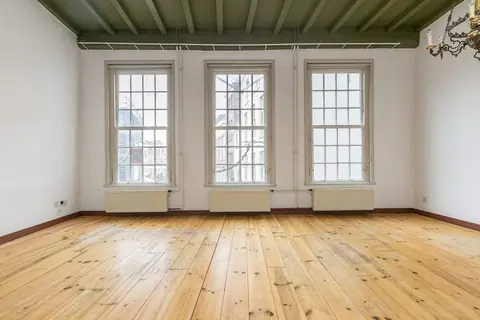 Appartement d'angle Dode Nieuwstraat, Centre-ville de Den Bosch - À Louer