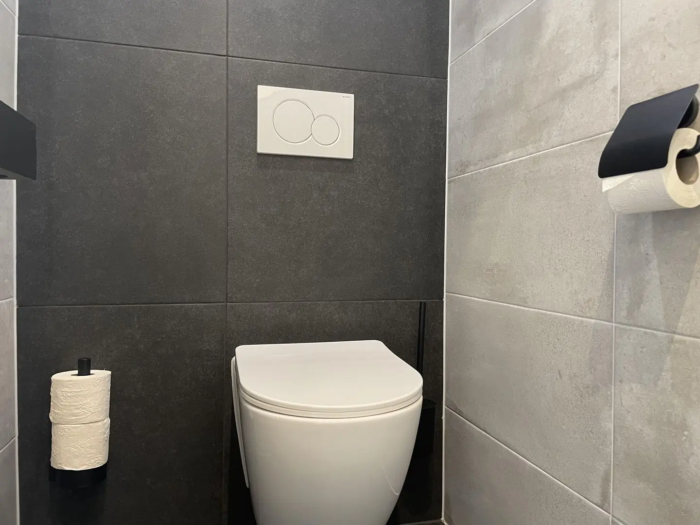 Image 10 of 23