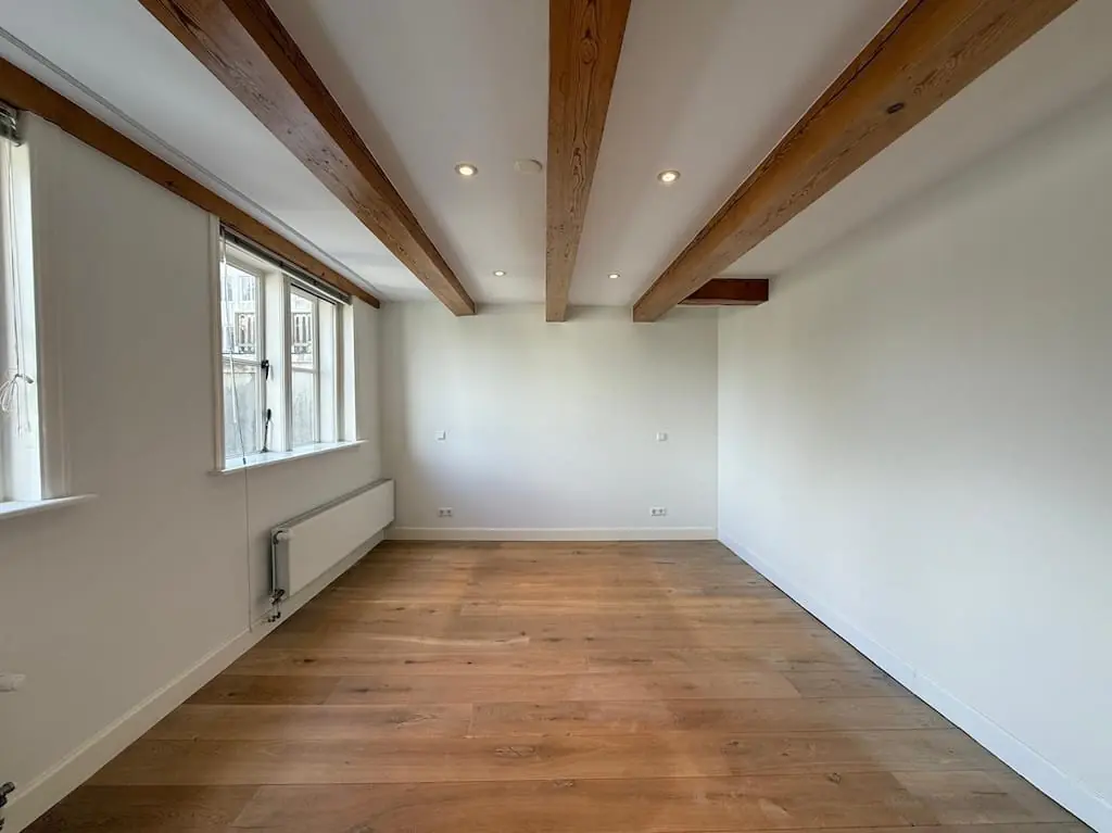 Image 9 of 20