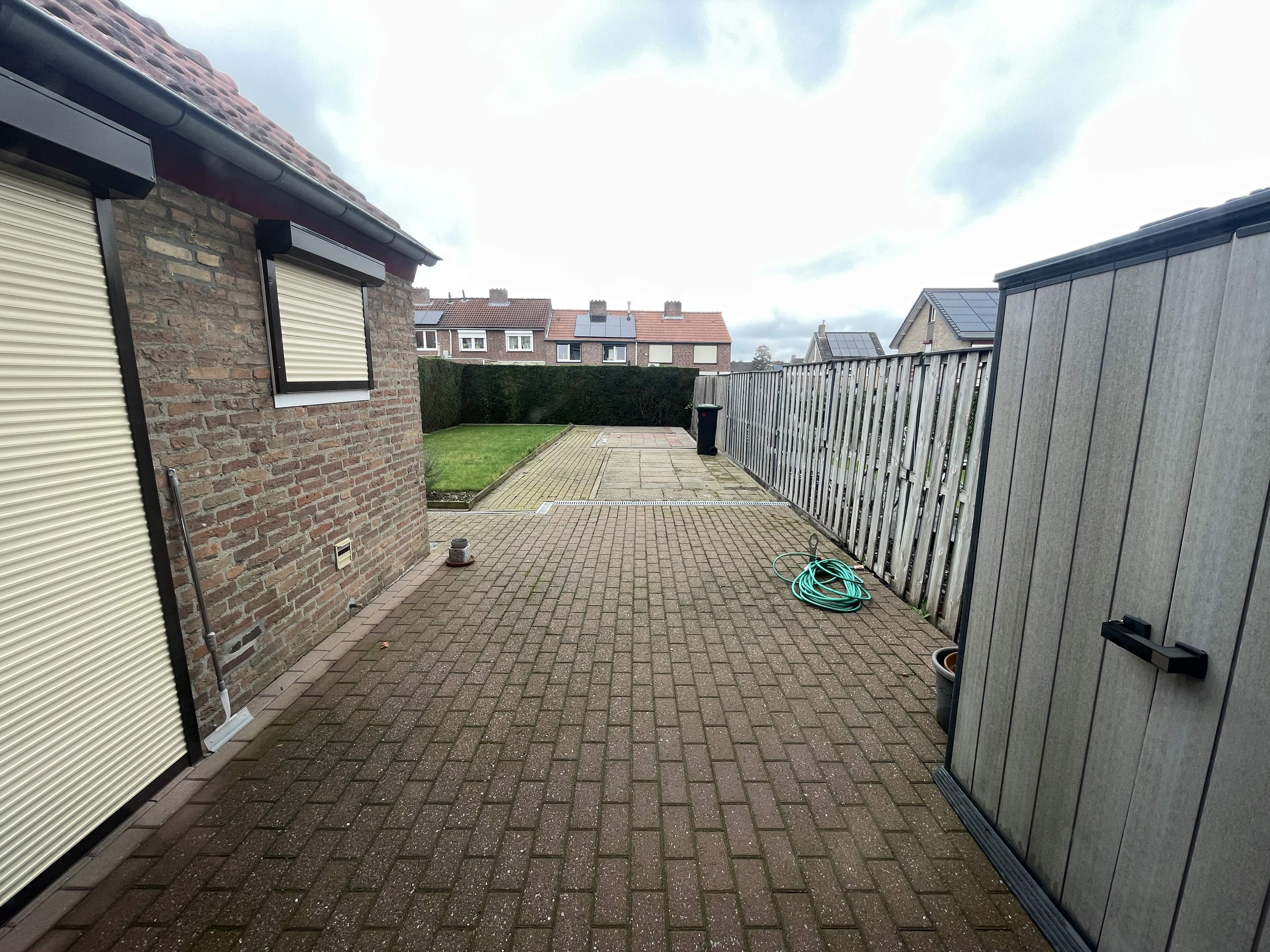Afbeelding 2 van 16
