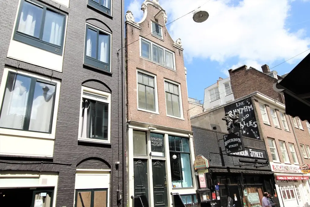 Afbeelding 1 van 15