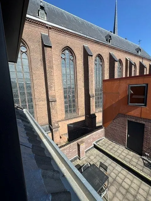 Image 24 of 25