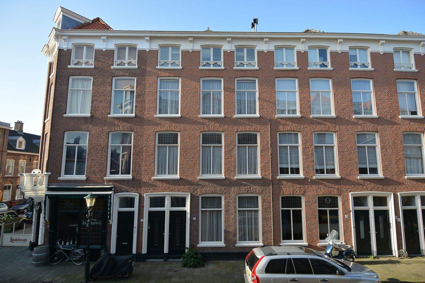 Afbeelding 1 van 12