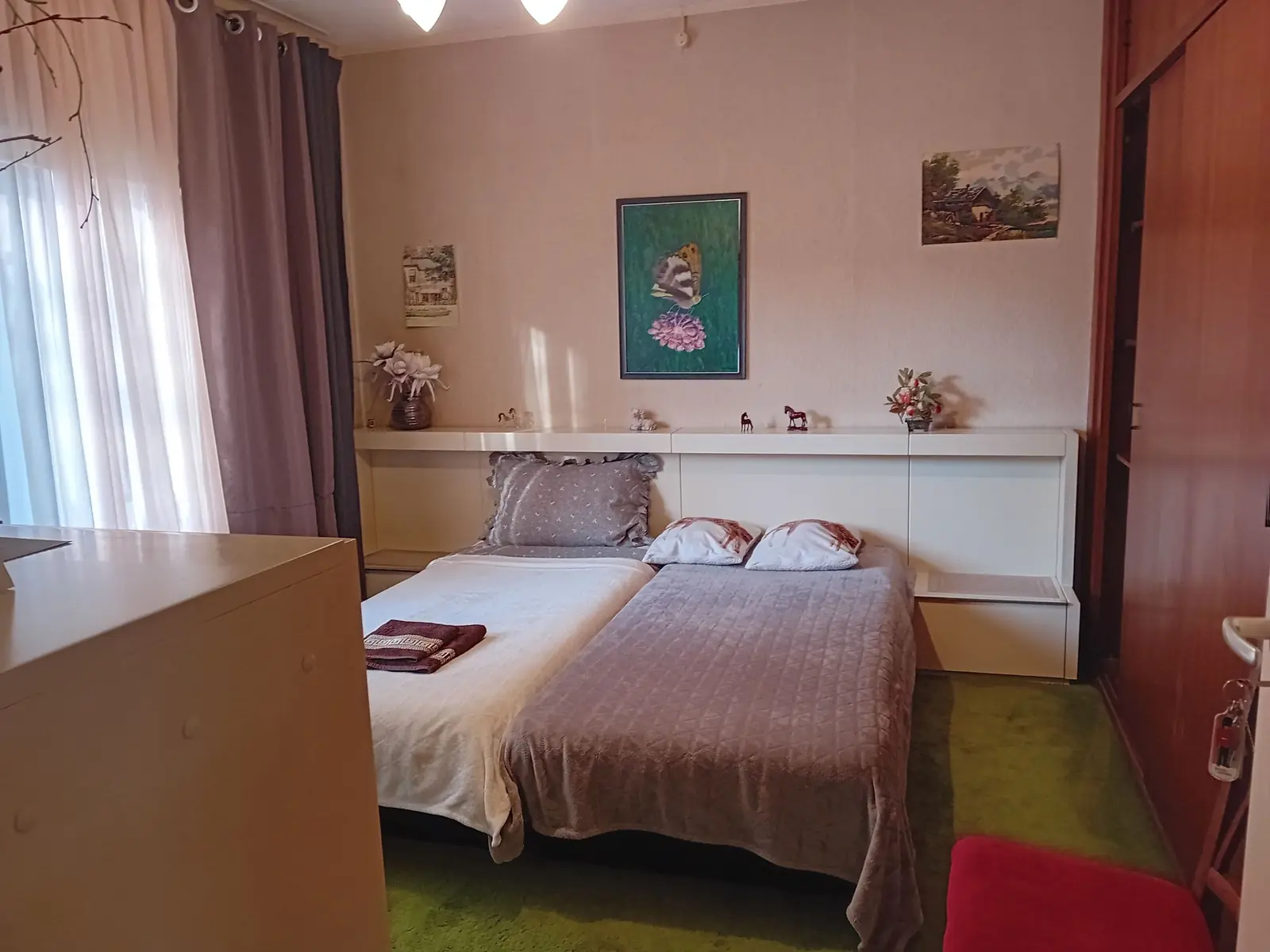 Image 1 of 9