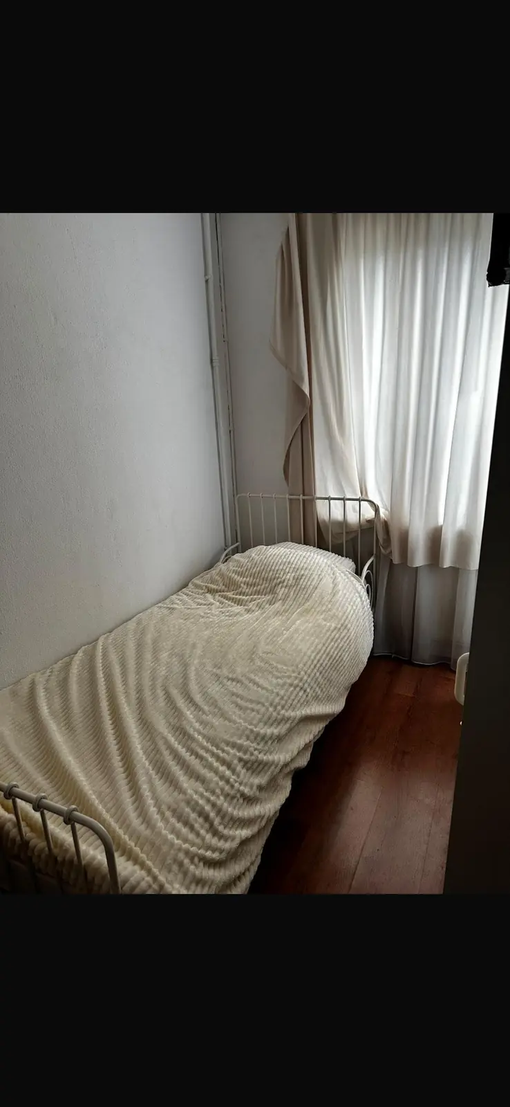 Image 2 of 3