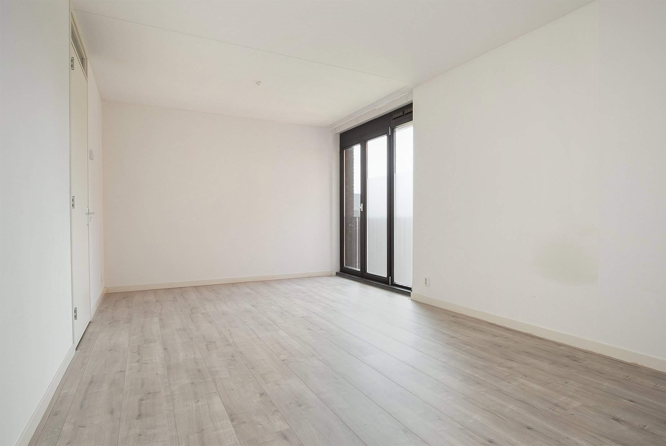 Image 10 of 17