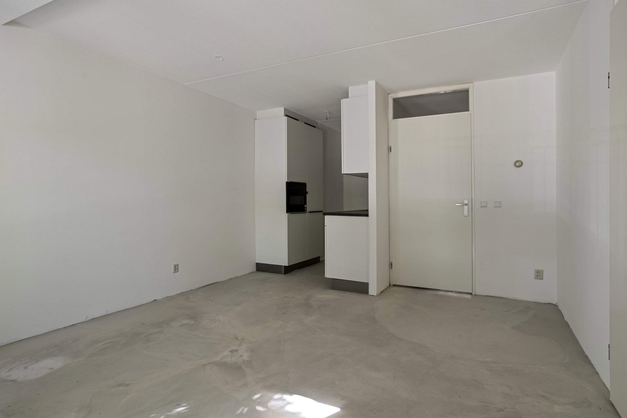 Image 10 of 22