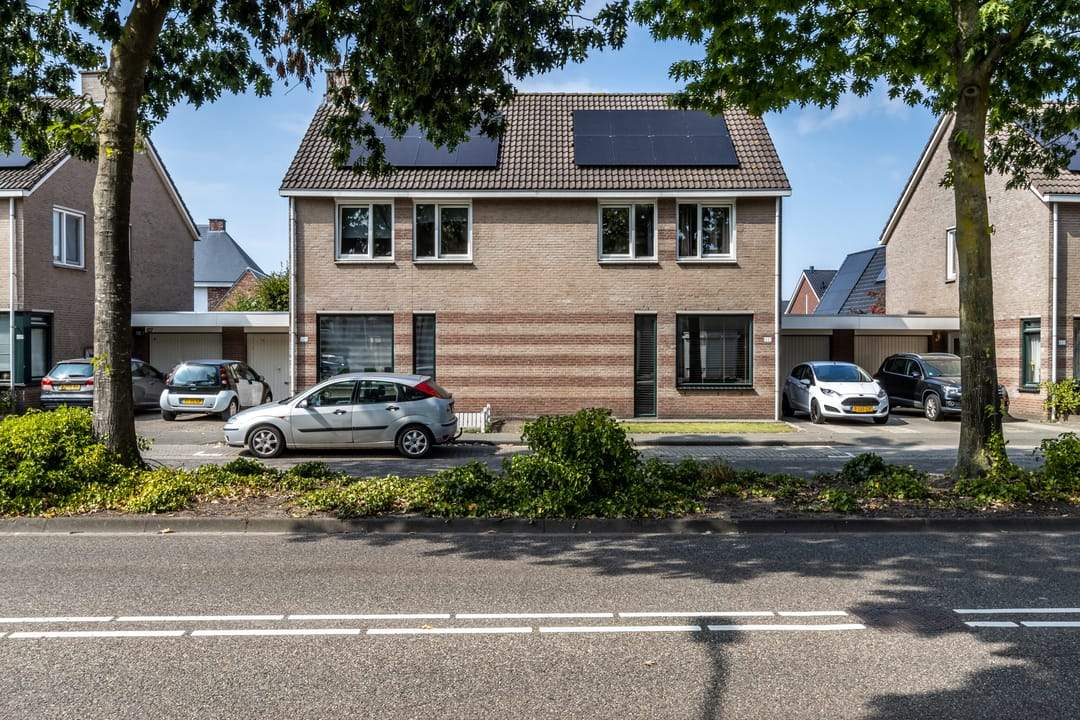 Afbeelding 2 van 6