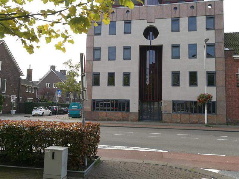 Bild 1 von 14