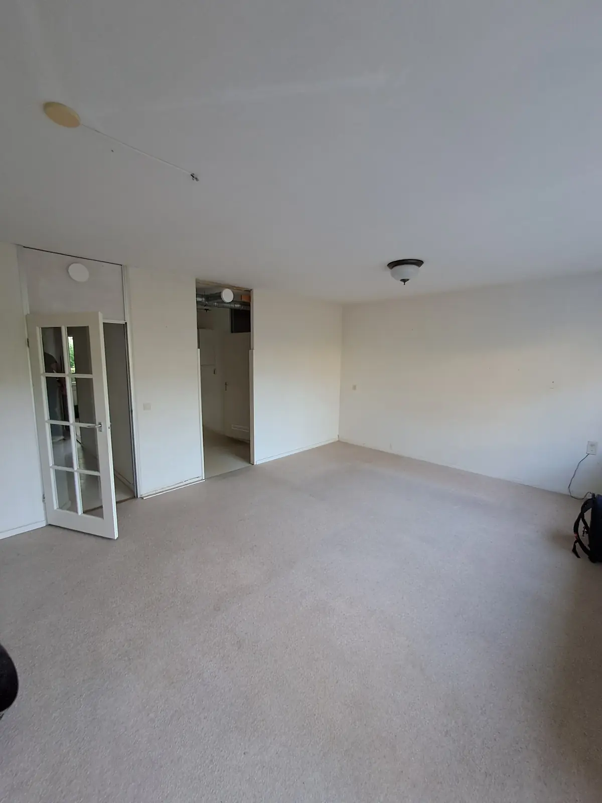 Image 3 of 5