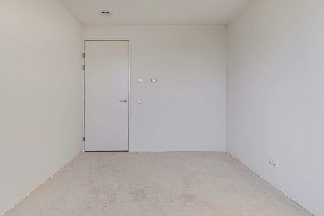Image 11 of 22