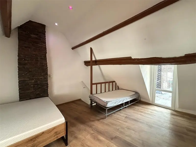 Afbeelding 7 van 9