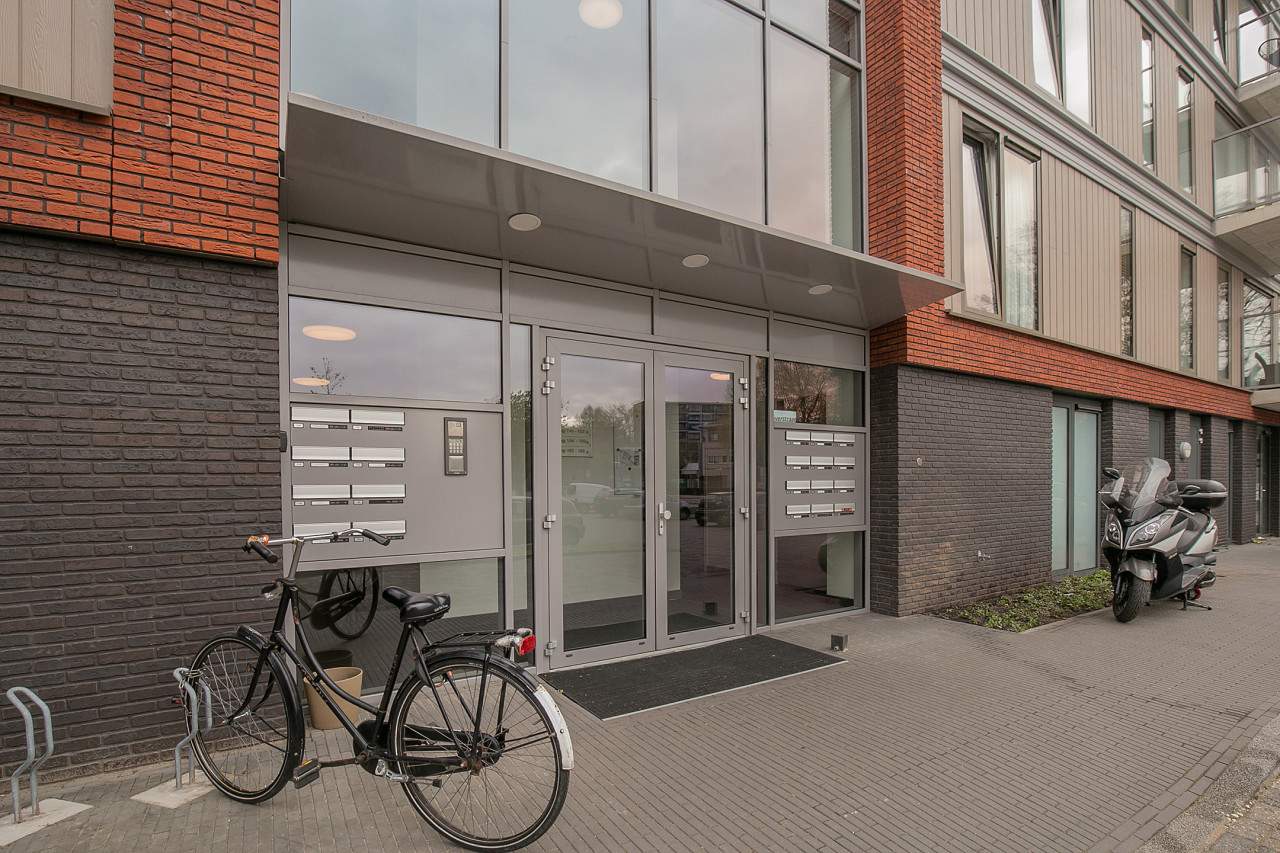 Afbeelding 1 van 23