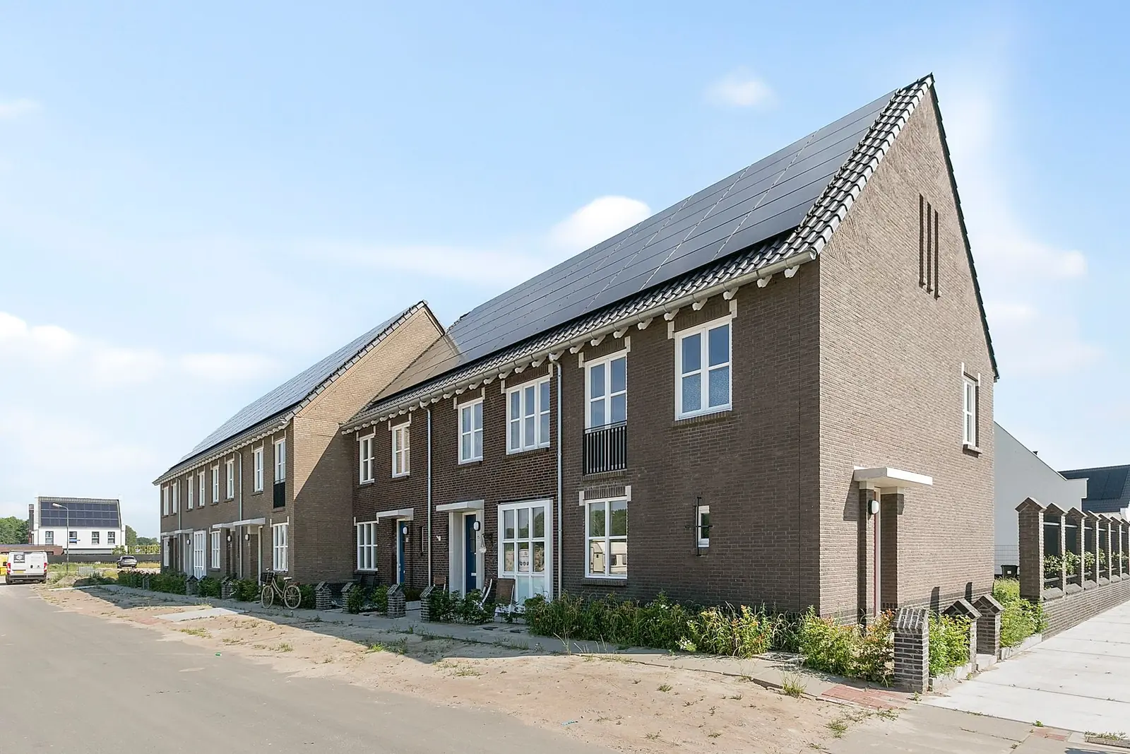 Afbeelding 2 van 8