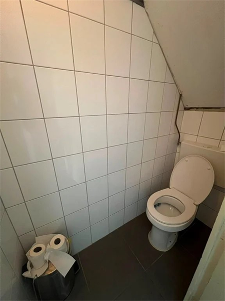 Image 8 of 8