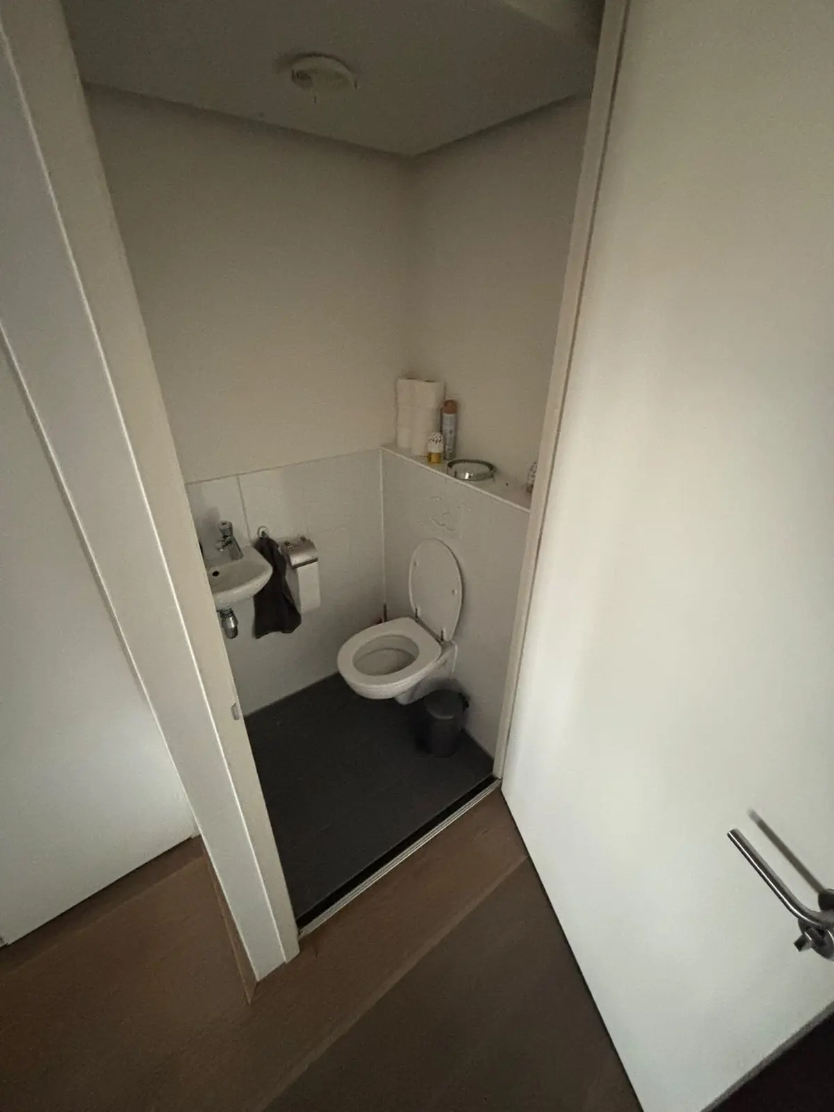 Image 5 of 10