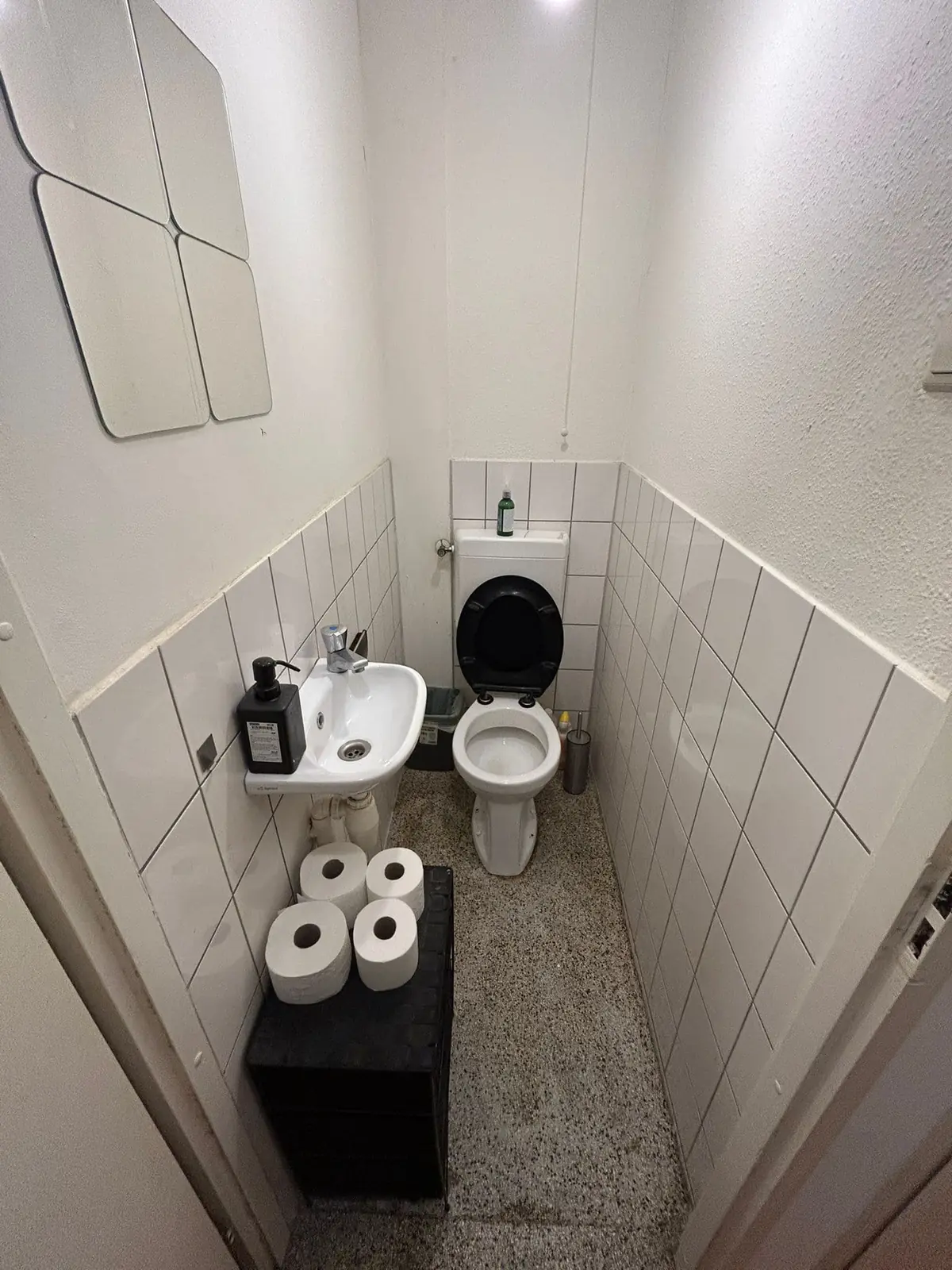 Image 4 of 5