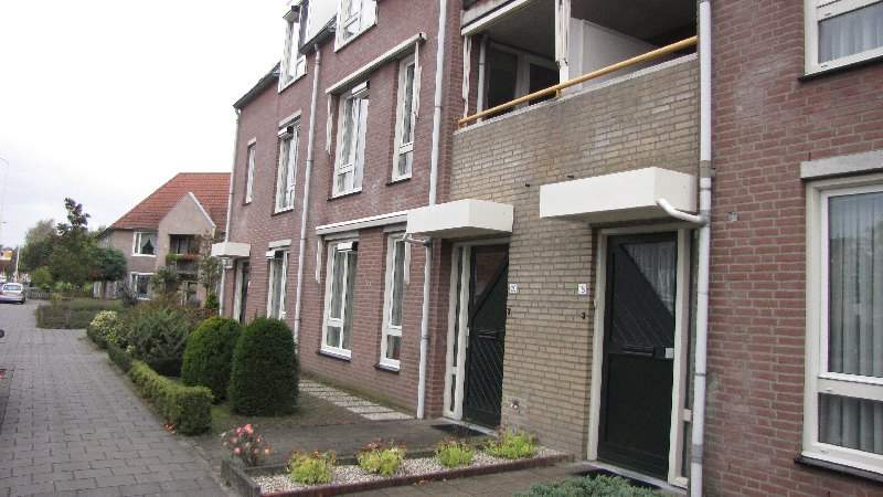 Afbeelding 2 van 8