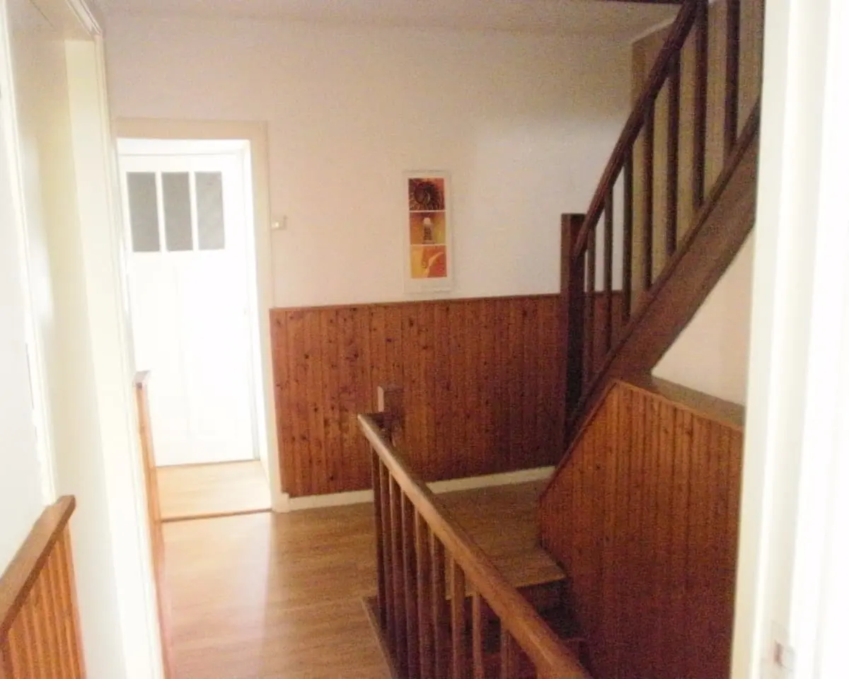 Image 7 of 8