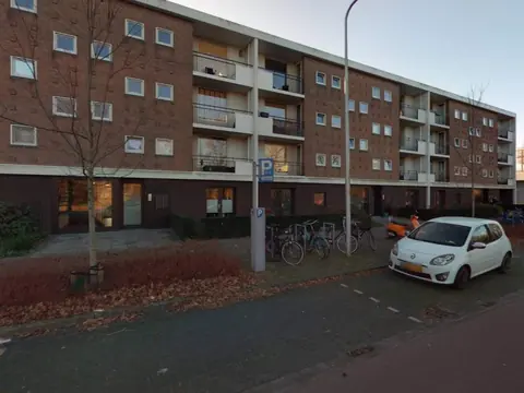 Apartment Middelweg 207, Zwolle - Diezerpoort - For Rent
