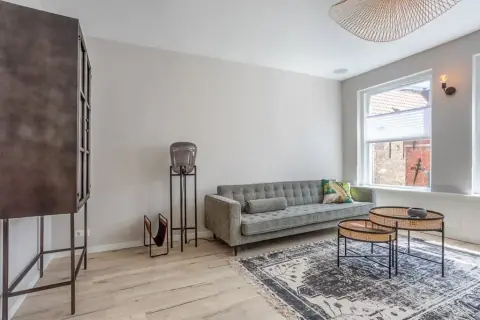 Apartamento amueblado de 2 dormitorios en Papestraat, La Haya – En alquiler