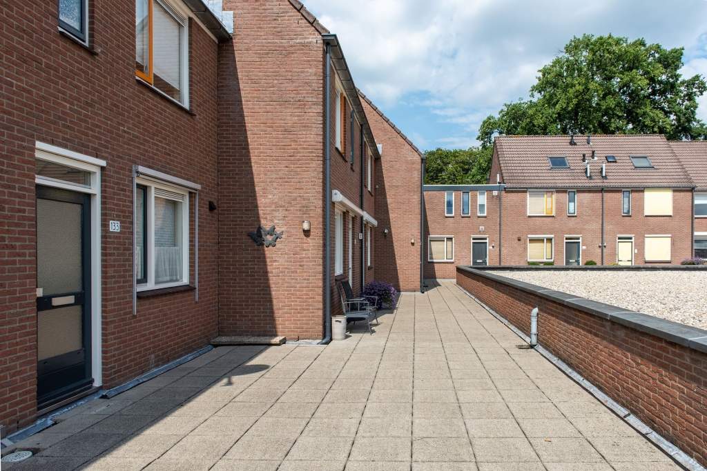 Afbeelding 1 van 27