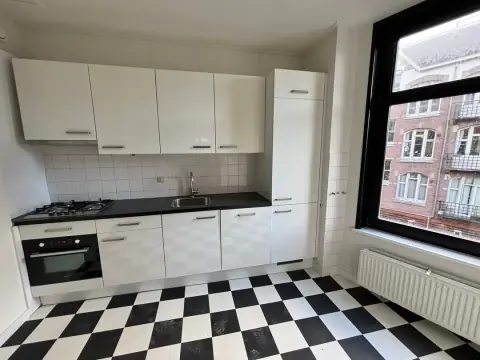 Appartement Admiraal de Ruijterweg, Amsterdam - Te huur