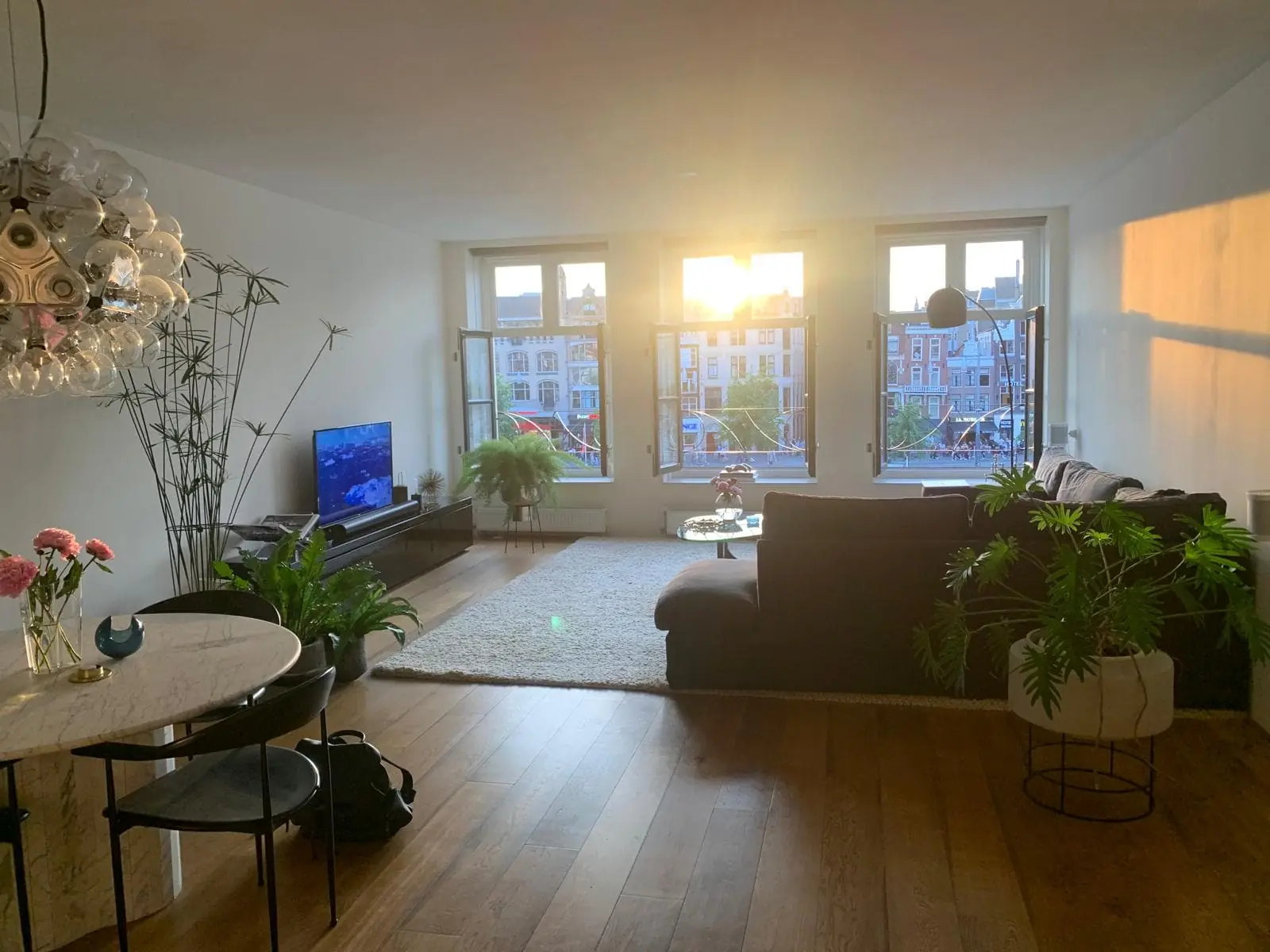 Furnished Apartment Warmoesstraat, Amsterdam - For Rent