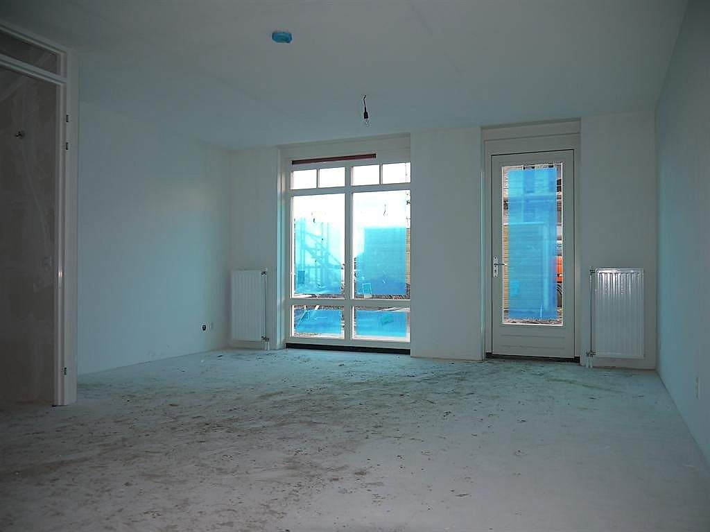 Image 2 sur 8