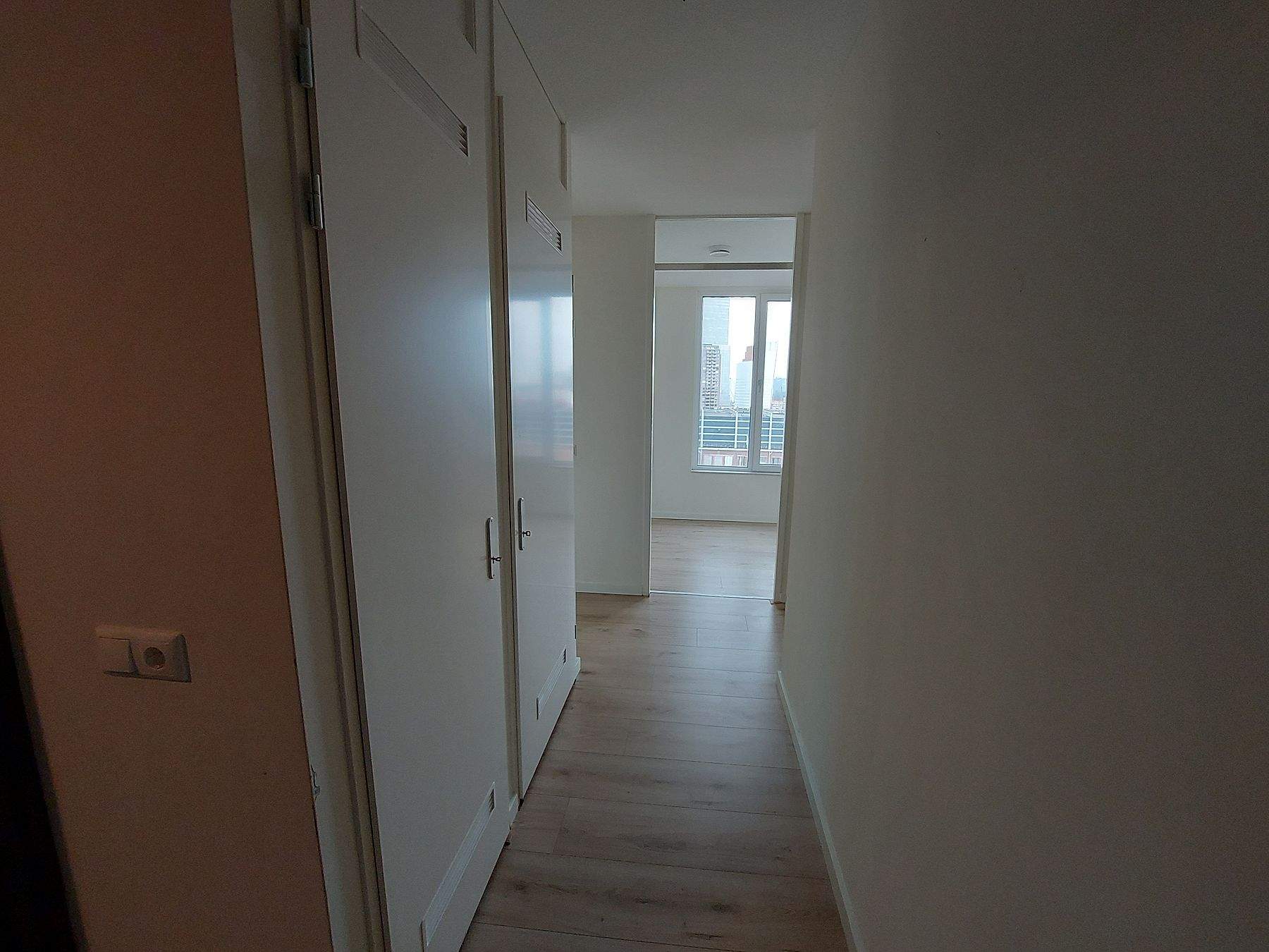 Bild 3 von 8