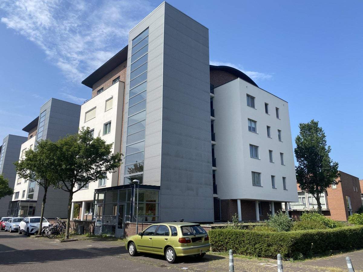 Image 1 sur 26
