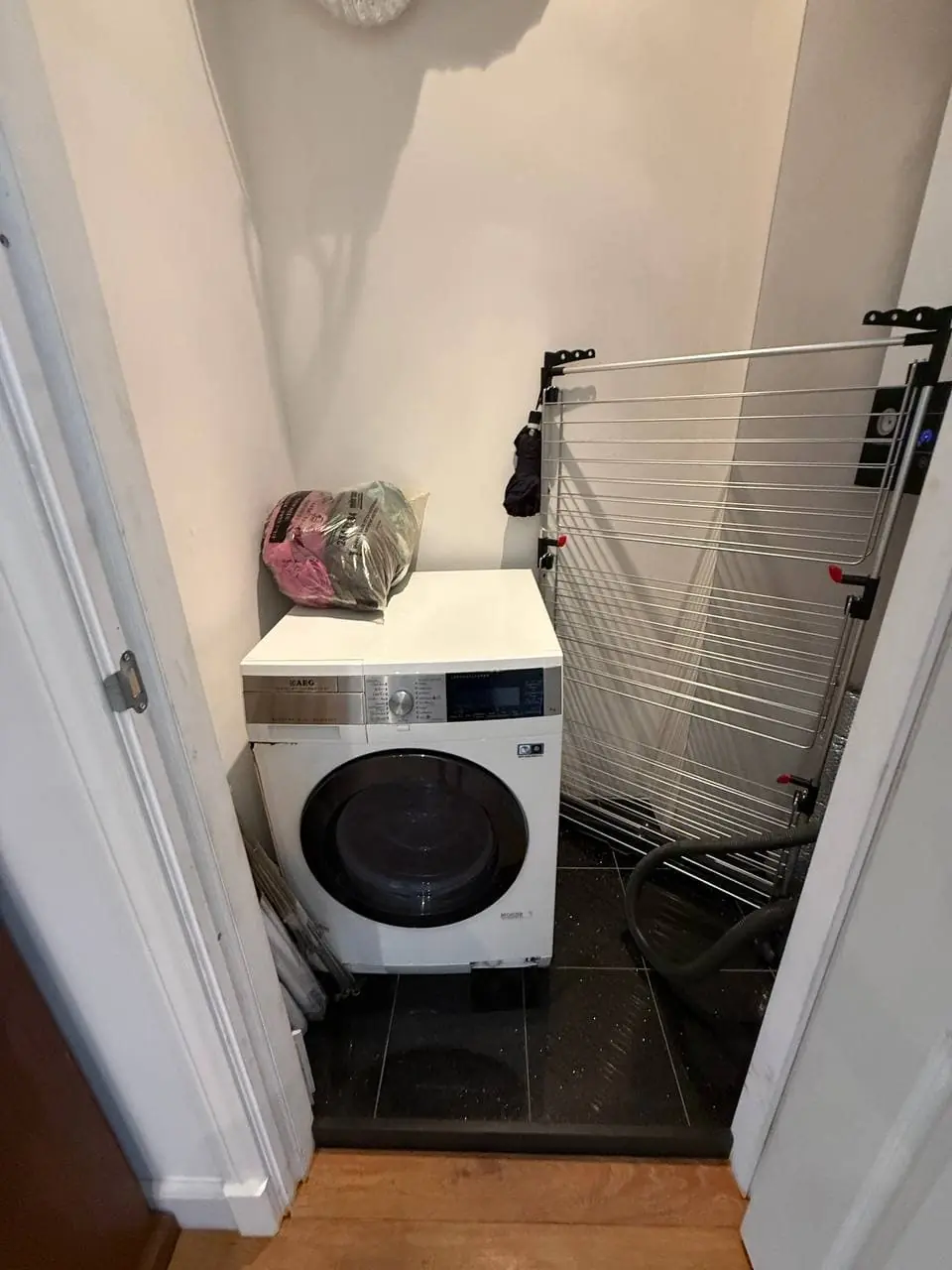 Image 10 of 10