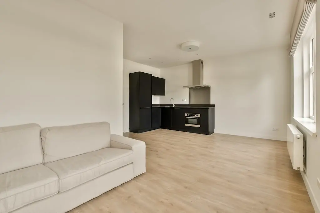 Two-Bedroom Apartment Postjeskade, Amsterdam - For Rent