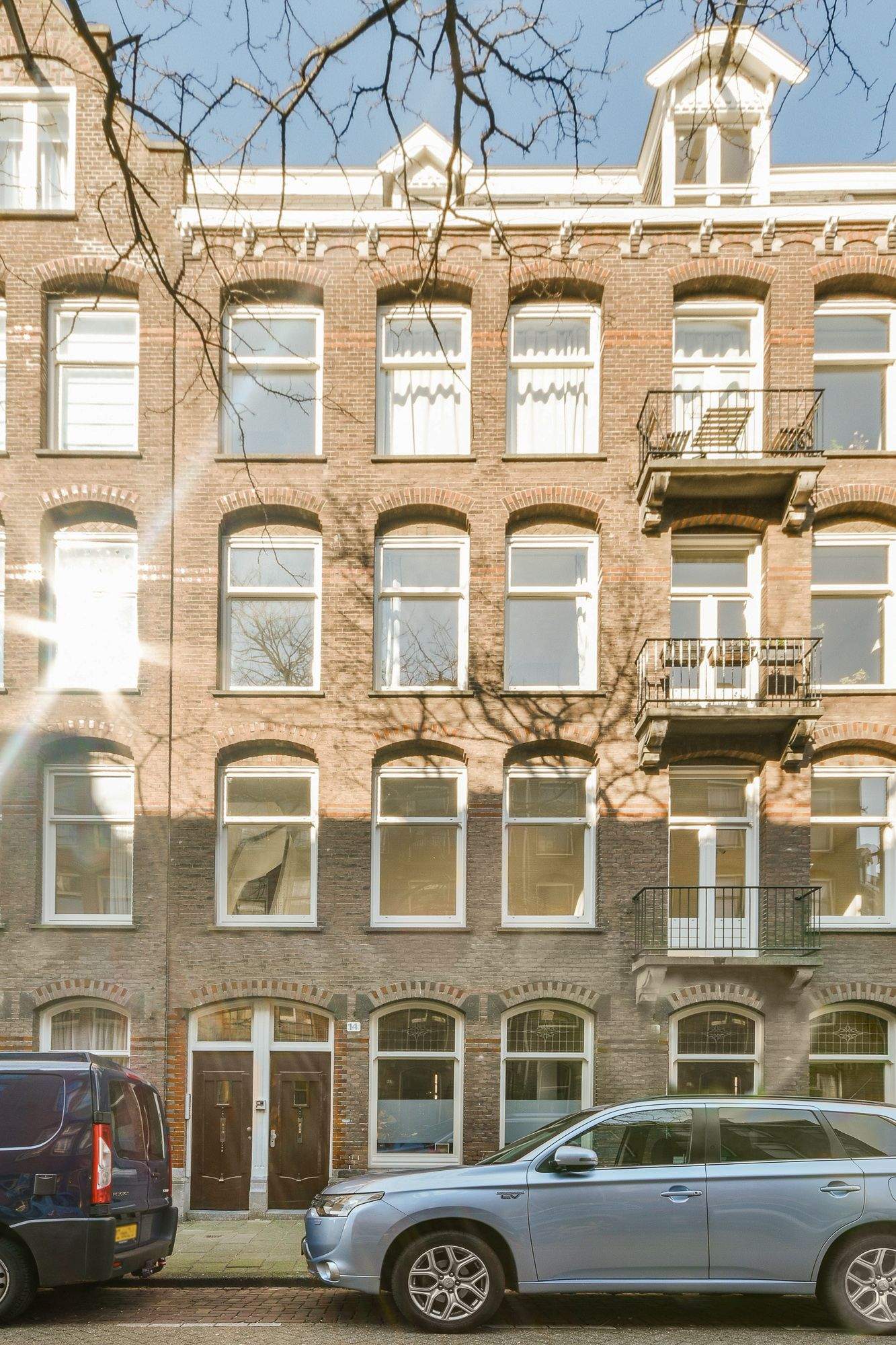 Afbeelding 1 van 12
