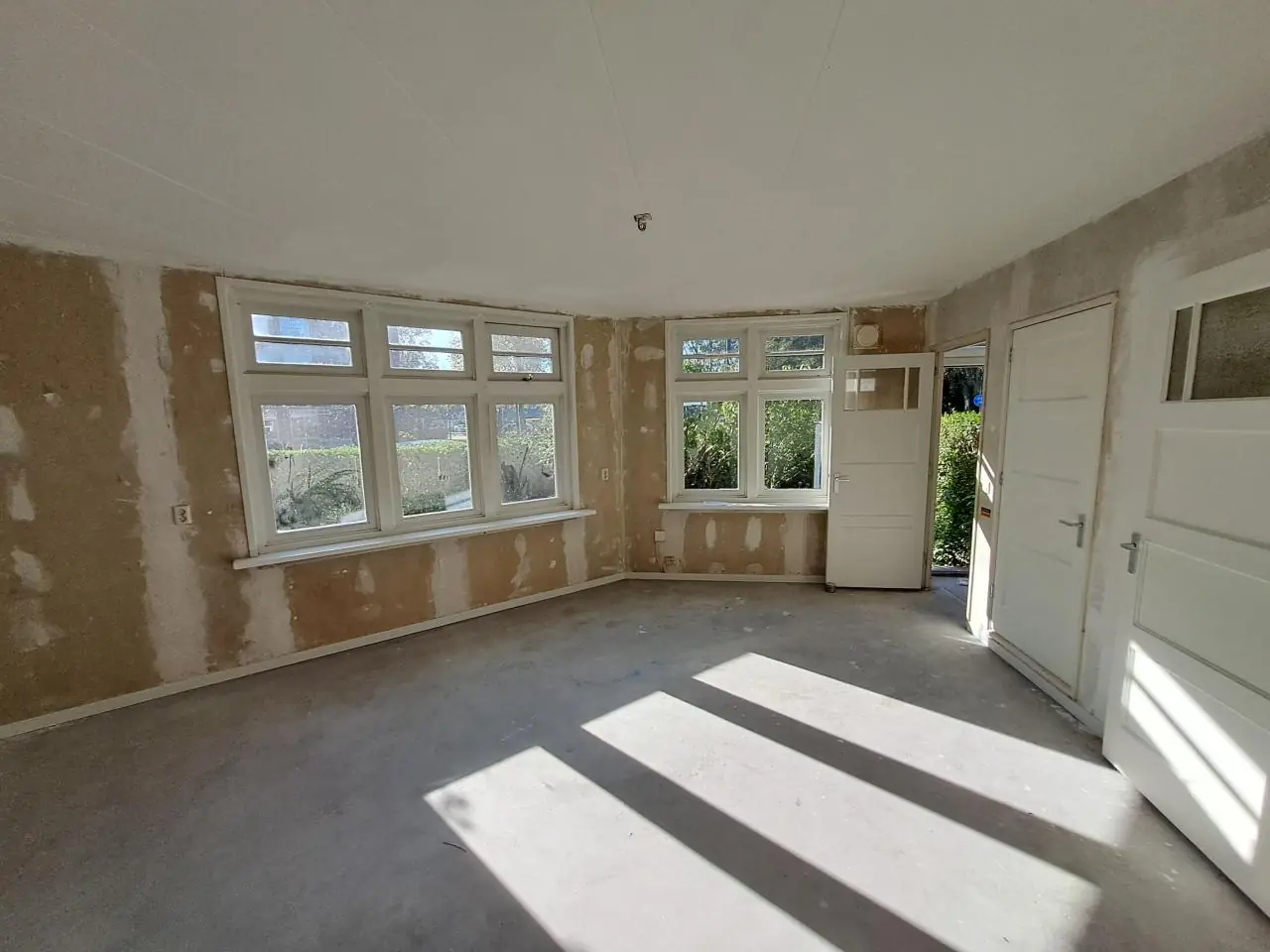 Image 6 of 15