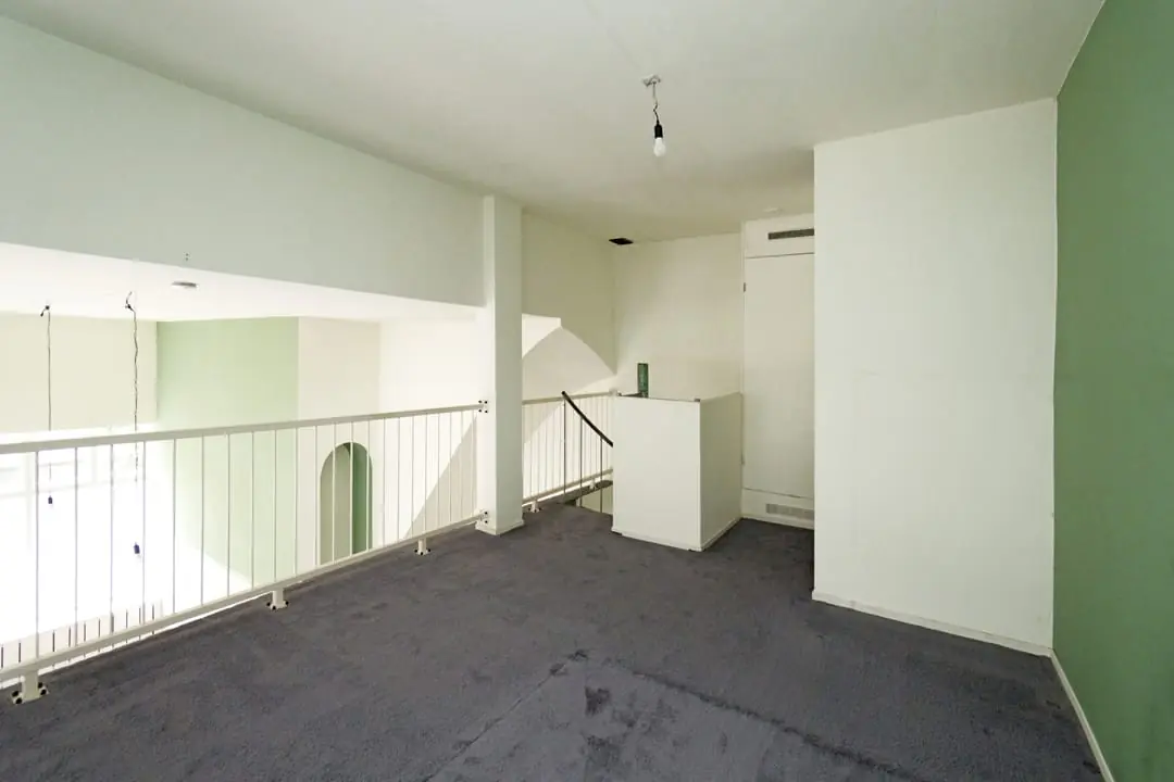 Image 11 of 15