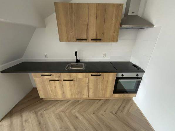 Bild 3 von 8
