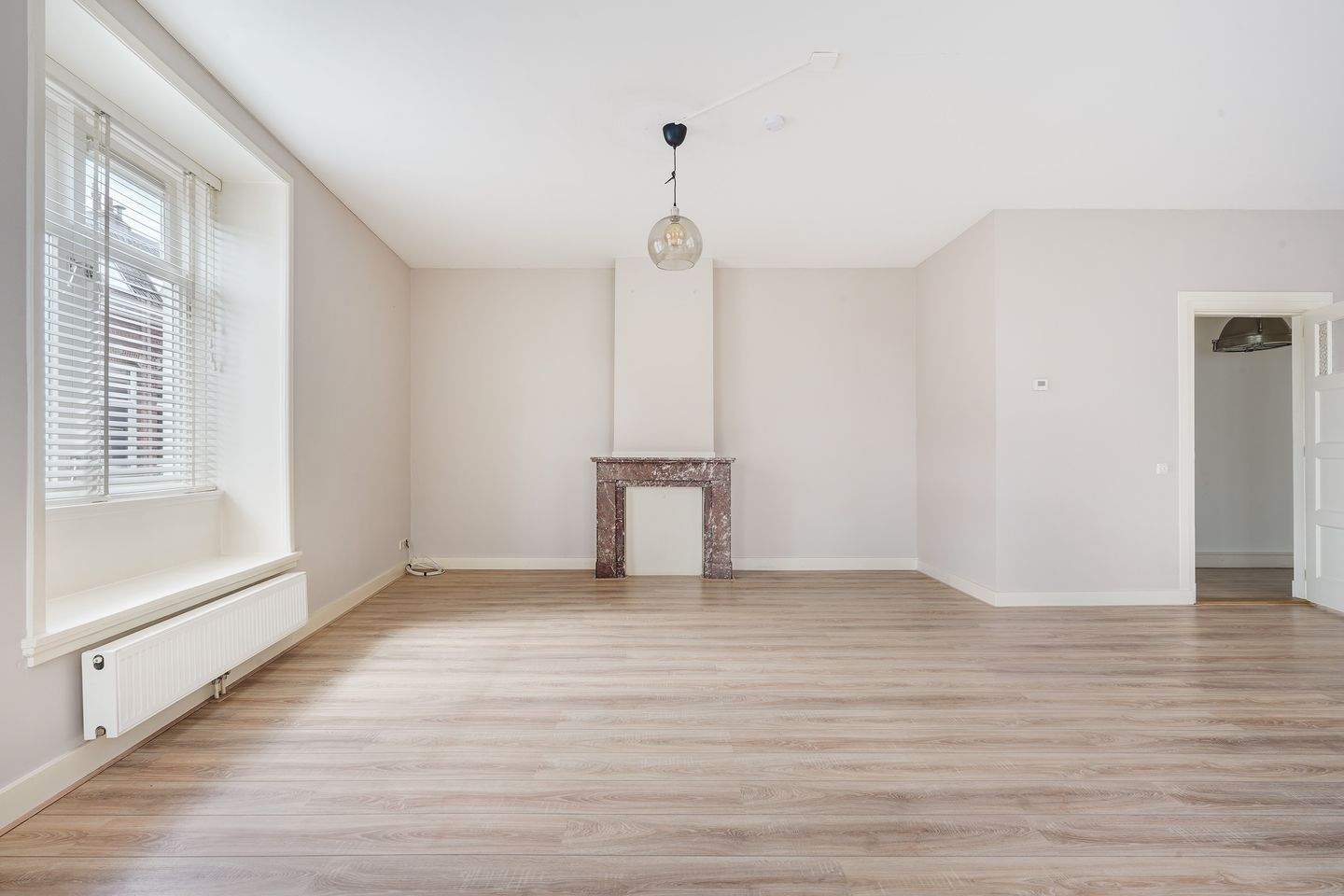 Image 19 of 41