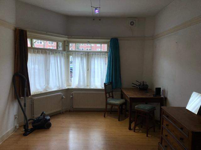 Image 1 sur 4