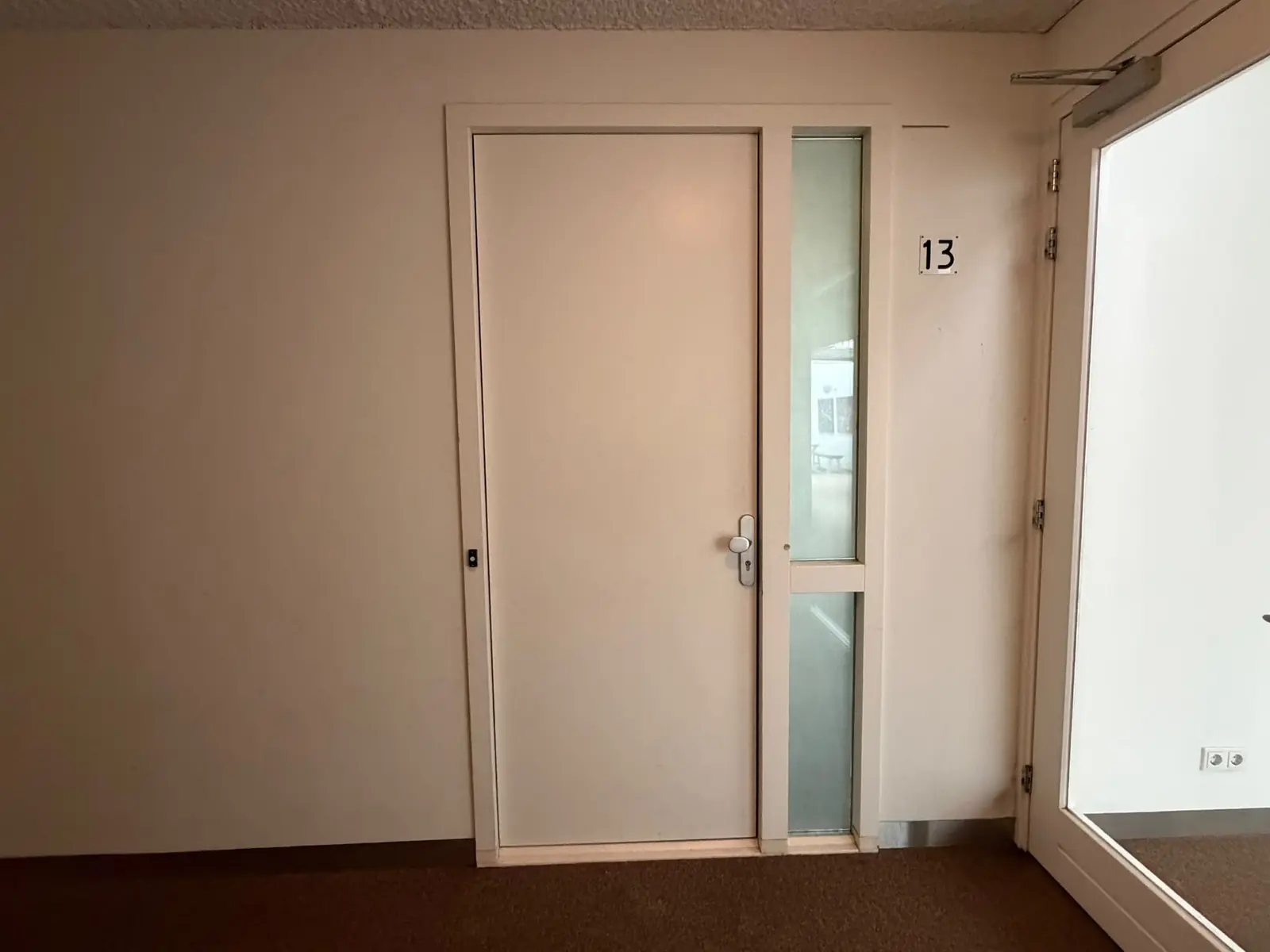 Image 4 of 16