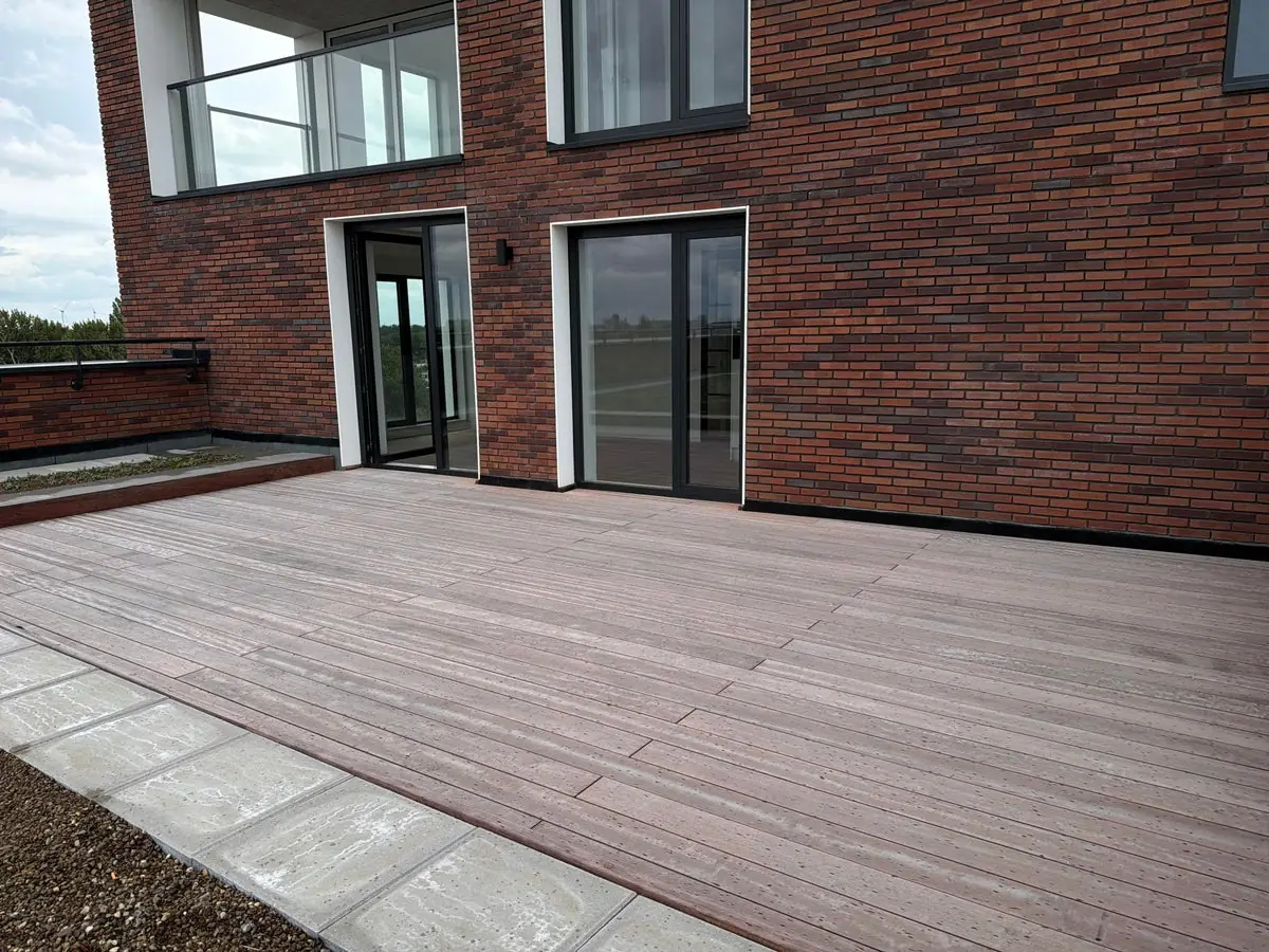 Image 21 of 26