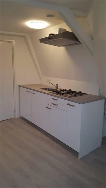 Bild 1 von 9