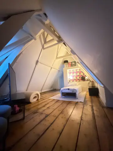 Habitación abuhardillada amueblada, Spuistraat, Ámsterdam - En alquiler