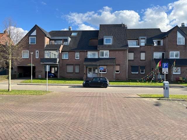 Afbeelding 1 van 7