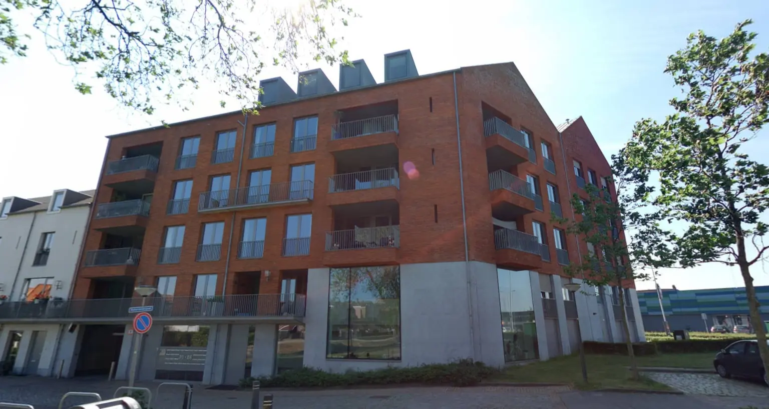 Bild 2 von 4