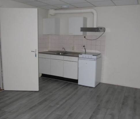 Image 1 of 10