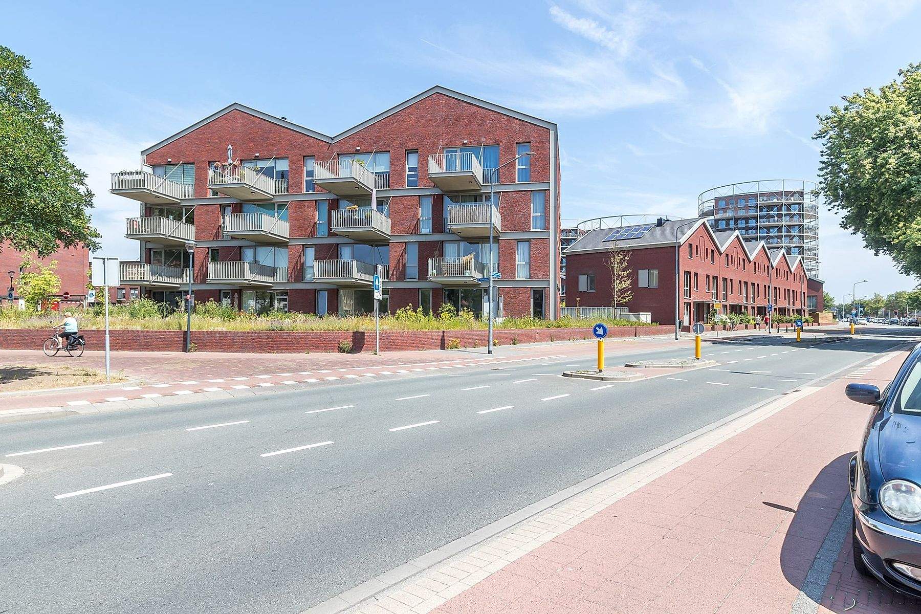 Afbeelding 1 van 8